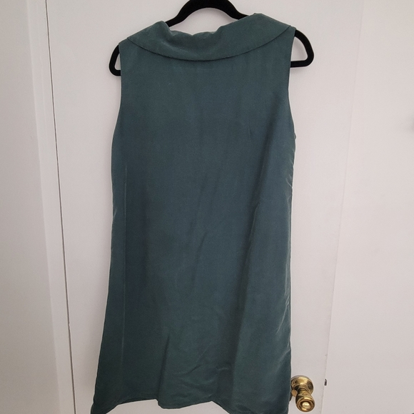 Curator SF Green dress, medium - Picture 2 of 6